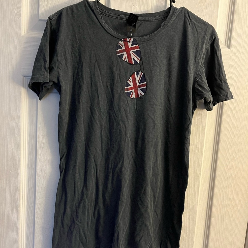 Gray Tee with Union Jack Graphic